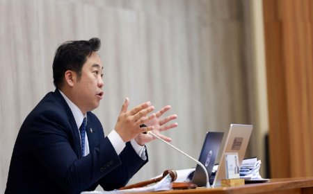 НИТХ-ын дарга А.Баяр хэт чанга дуу ихтэй тээврийн хэрэгсэлд хяналт тавьж, хариуцлагыг чангатгахыг үүрэг болгов