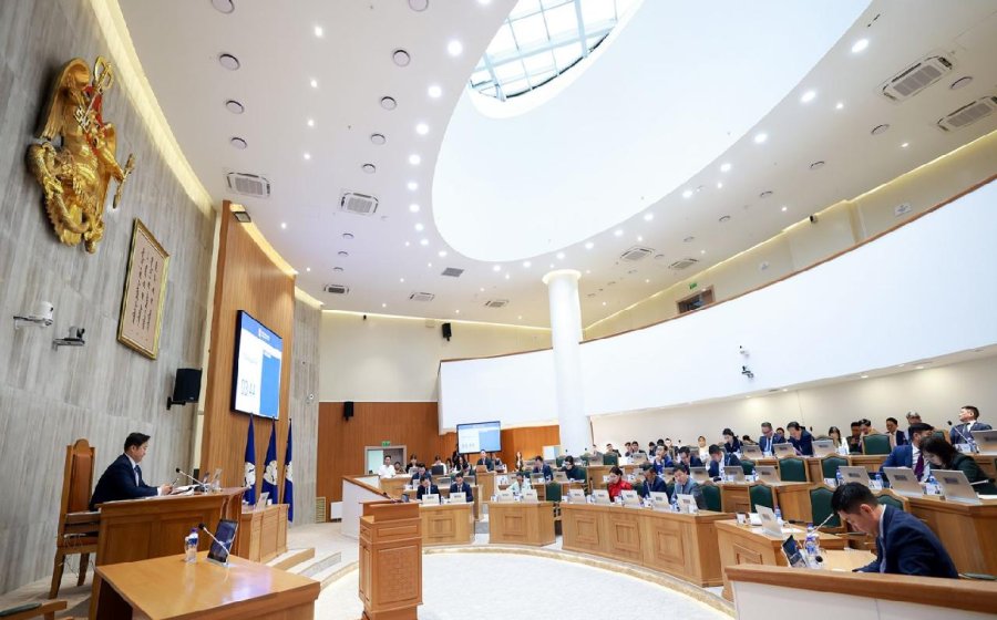 НИТХ-ын ээлжит IV хуралдаанаар төсвийн нэгдүгээр хэлэлцүүлгийг хийлээ