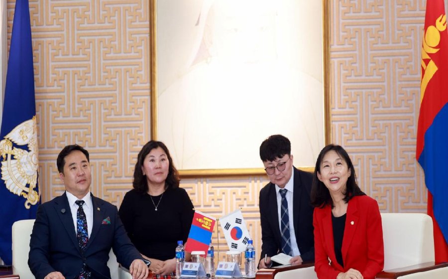 НИТХ-ЫН ДАРГА А.БАЯРЫН УРИЛГААР СӨҮЛ ХОТЫН ИТХ-ЫН ДАРГА ХО ЖУН ЧОЙ УЛААНБААТАР ХОТОД АЙЛЧЛАЛ ХИЙЛЭЭ